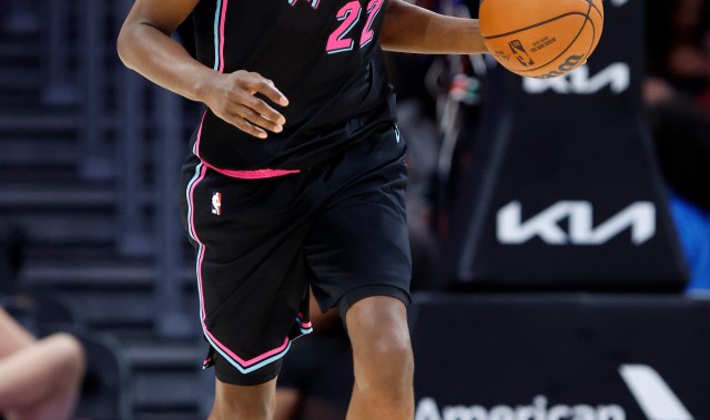 kaiyun-维金斯：和年轻人打球很享受 约维奇6尺10却像控卫一样推进节奏